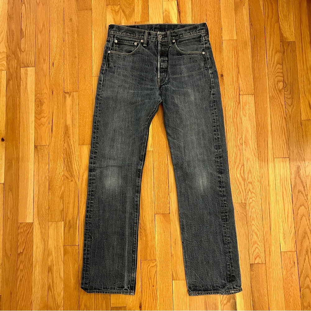 Levi’s 501 blue jeans 32x34